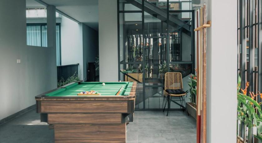 バリ Bestah Coliving 4つ星 ゲストハウス プール