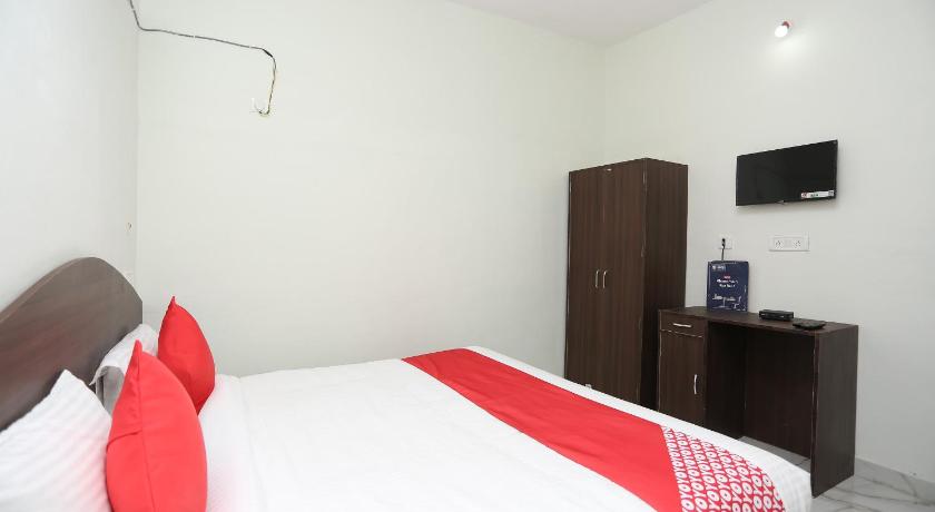 OYO 24735 Hotel Khush Khush