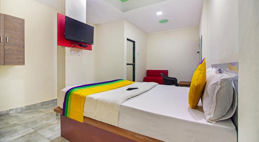 Hotel tanay Lodging and Boarding