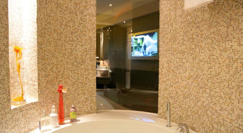 Nanjing Central Hotel - image 18