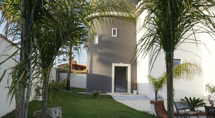Deep Sea Residence