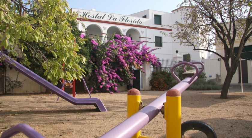 Hostal La Florida — Hotel in Llansa