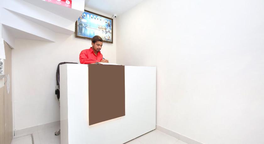 Vaccinated Staff- OYO 24501 Hotel Forever Inn