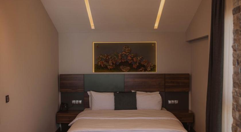 Peerless Villas Hotel
