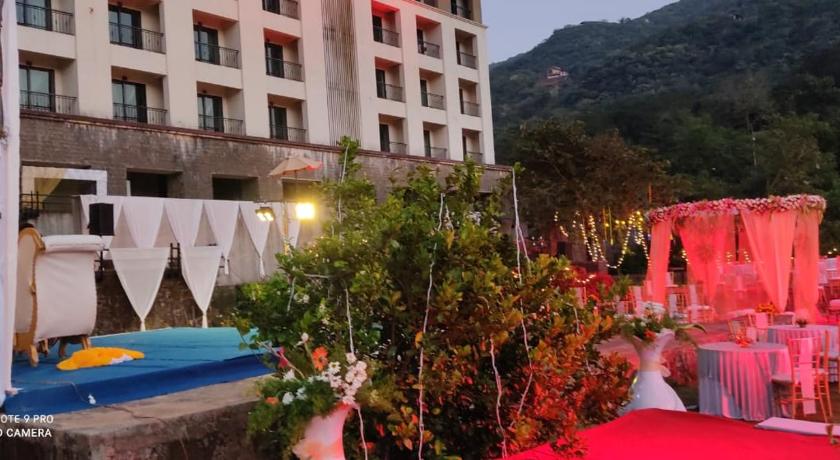 Hotel Celebration Lavasa