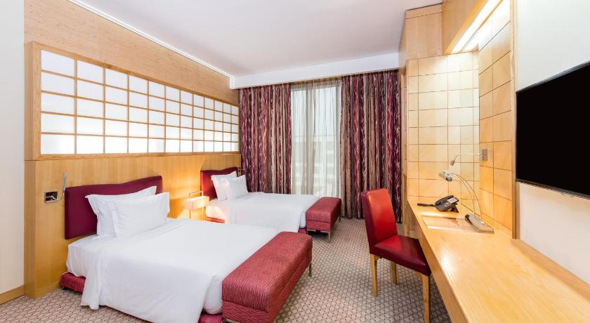 Image of Superior Room 8