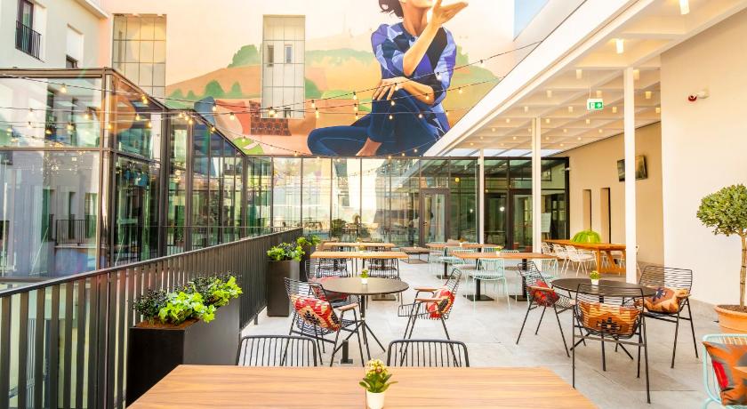 貝爾格勒 Hotel Indigo Belgrade By IHG 4星级 酒店 泳池