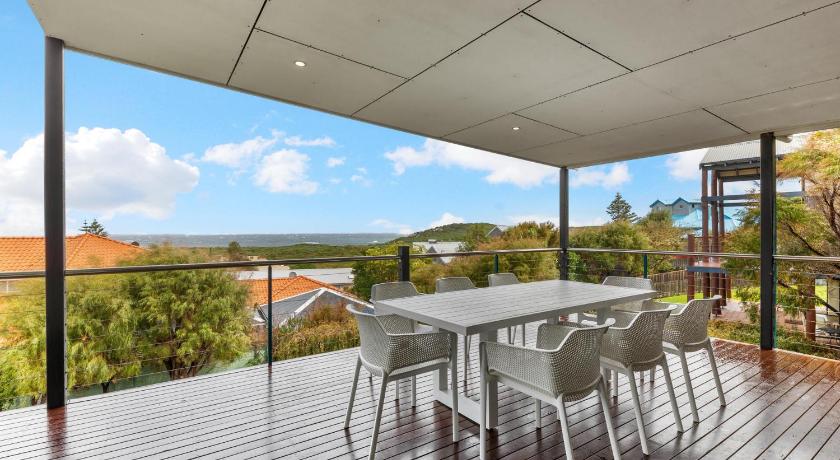 Beachside at Margaret River - Spacious Family Beach House in Exclusive Prevelly Location photo