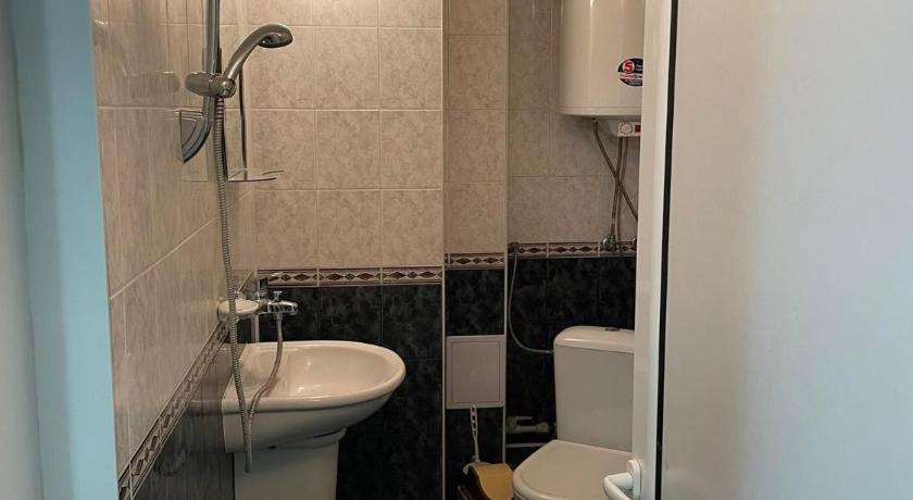 Family Guest House - image 46