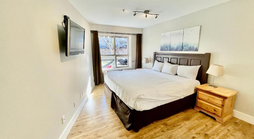 Best ski in ski out condo at Whistler photo