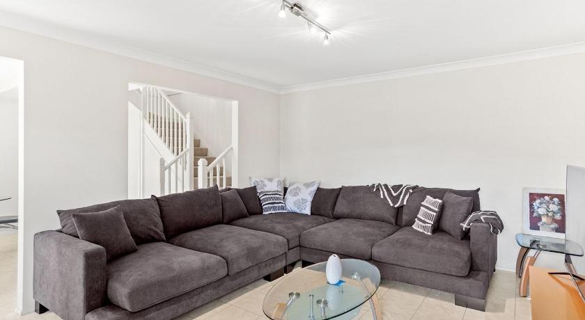 Fingal Sands 10A Fingal Bay — Hotel in Port Stephens