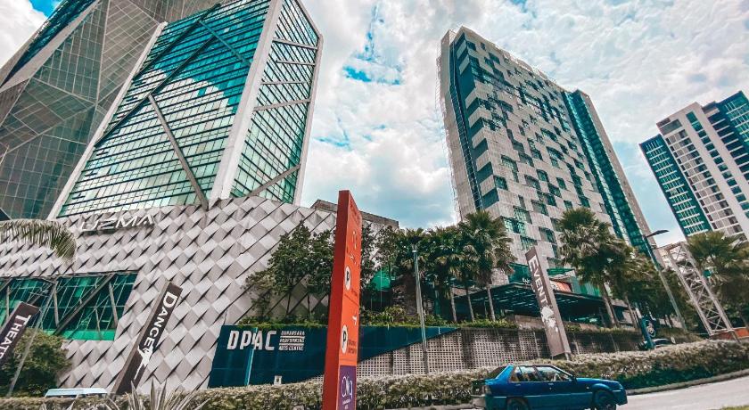 Exclusive Suite (City View)Near IKEA/1Utama/TTDI photo