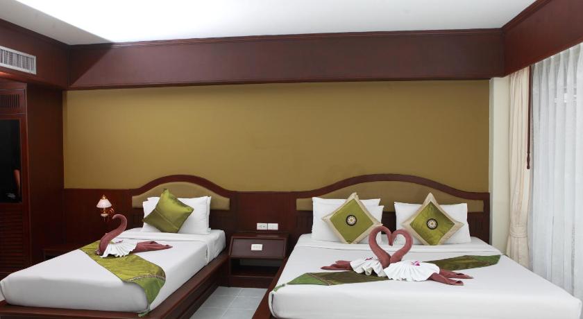 Image of Grand Deluxe 7