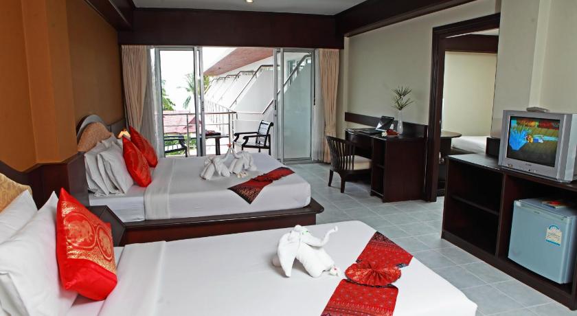 Image of Family Room 10