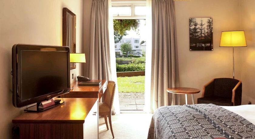 Mercure London Staines-upon-Thames Hotel