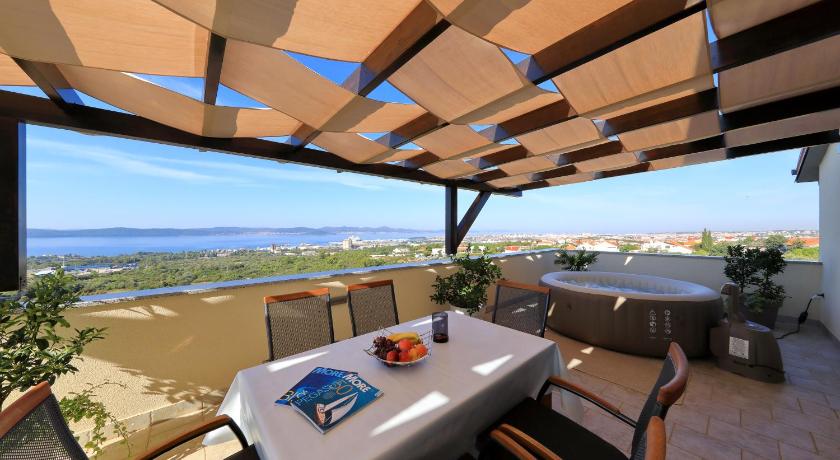 Vanda Land Penthouse photo