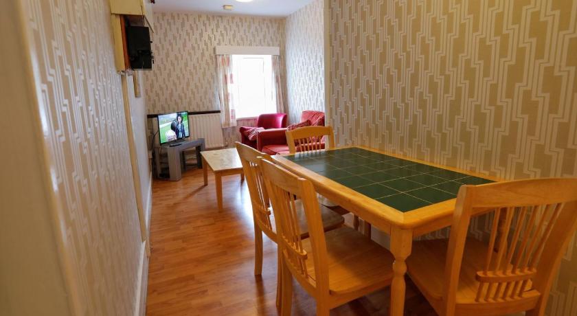 Image of One-Bedroom Apartment 4