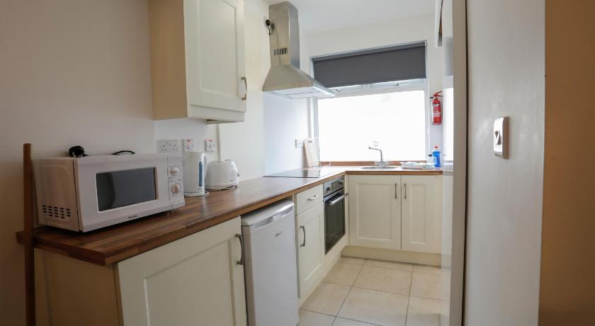Image of One-Bedroom Apartment 6