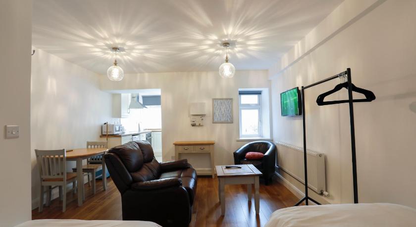 Image of One-Bedroom Apartment 3