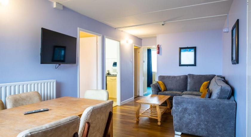 Image of Three-Bedroom Apartment 0