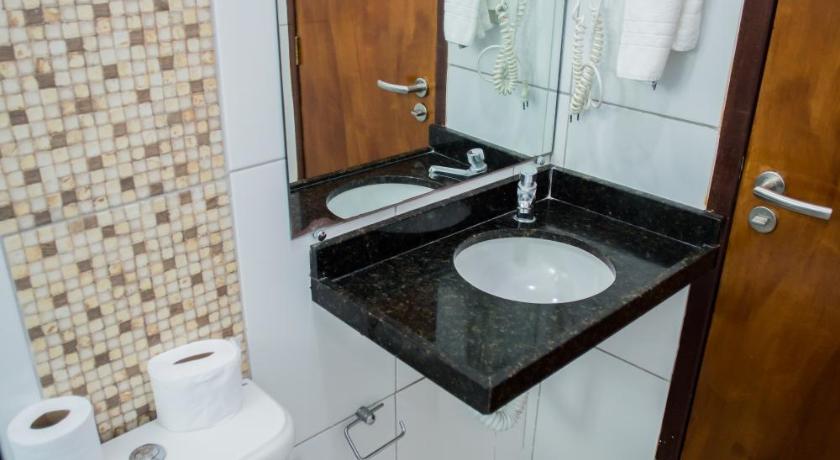 Image of Standard Triple Room (Without Balcony) 2