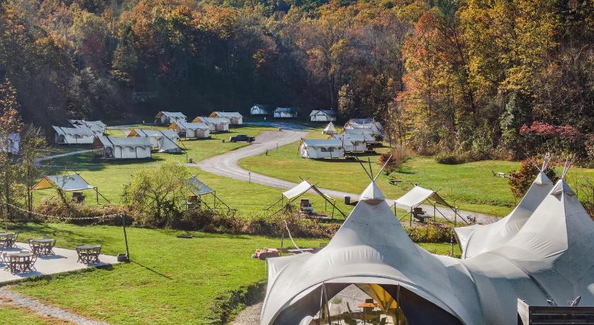 Under Canvas Smoky Mountains