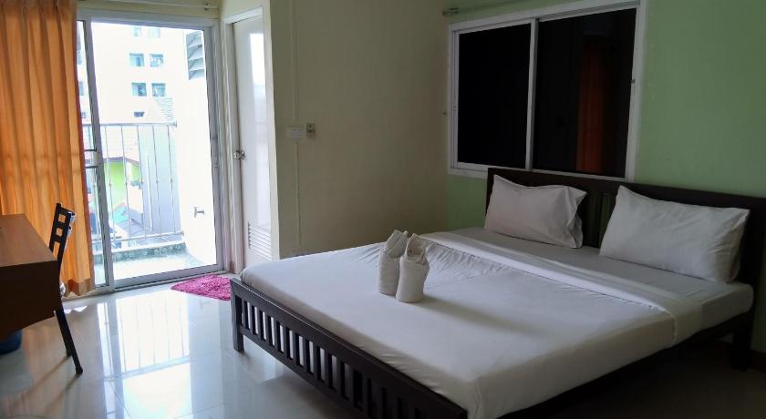 Image of Standard Double Room 0