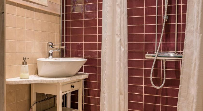 Bild av Dubbelrum/Tvåbäddsrum med badrum (Double or Twin Room with Bathroom) 2