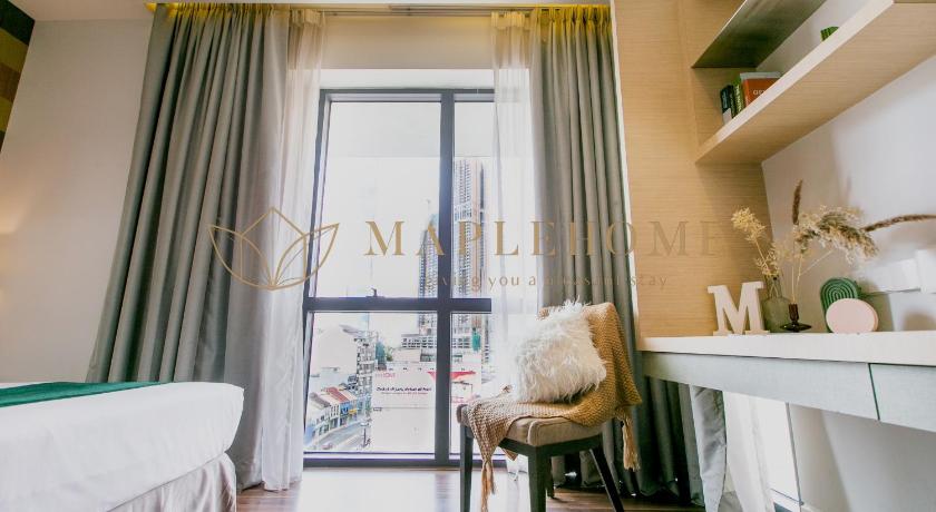 Image of Deluxe King Suite 9