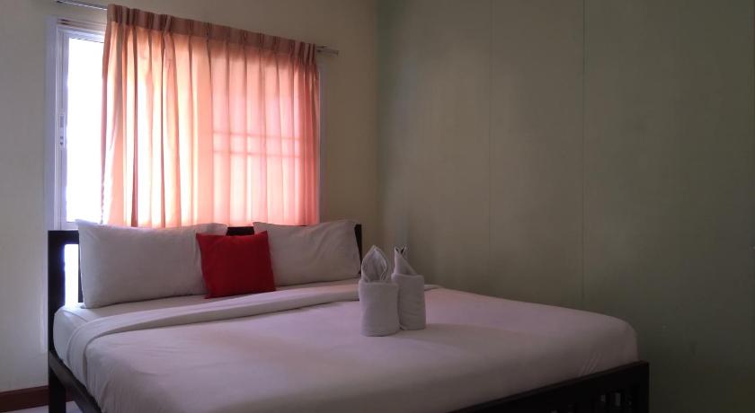 Image of Triple Room 1
