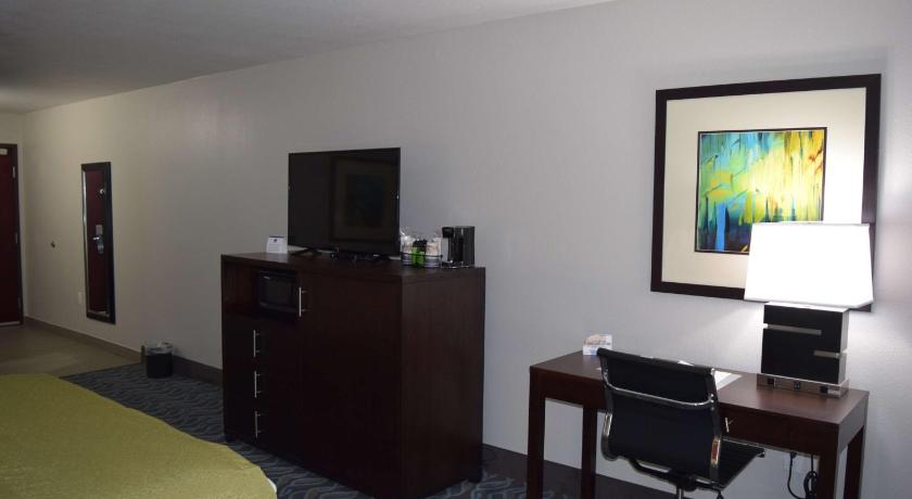 Best Western Plus Hardeeville Inn & Suites