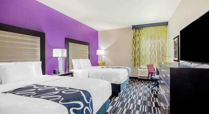 La Quinta Inn & Suites by Wyndham McAllen Convention Center