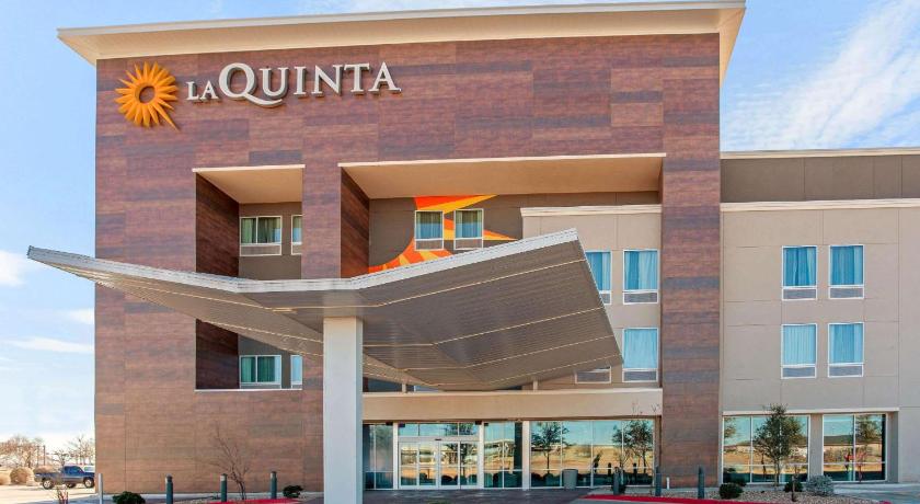 La Quinta Inn & Suites by Wyndham Lubbock South