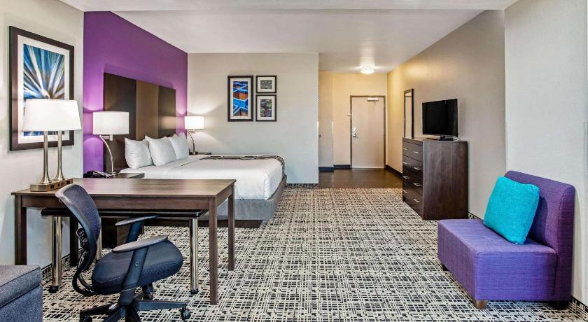 La Quinta Inn & Suites by Wyndham Lubbock South