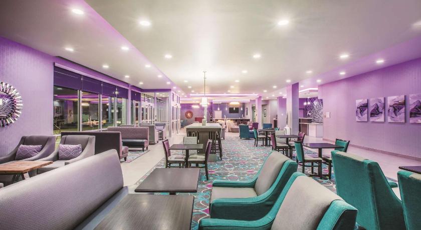 La Quinta Inn & Suites by Wyndham Lubbock South