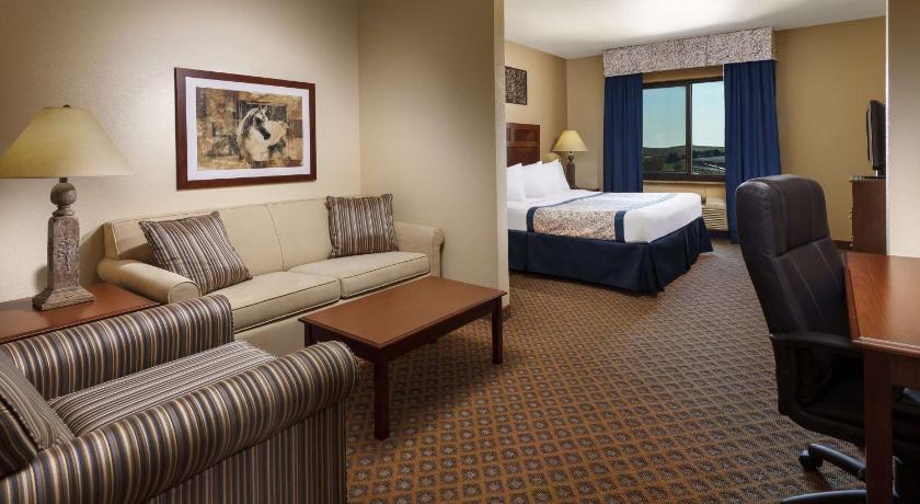 Roosevelt Grand Dakota, SureStay Collection by Best Western