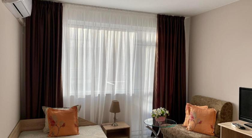 Family Guest House - image 24