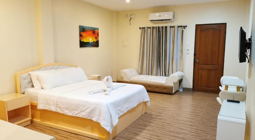 Acrige Apartelle 2-4 pax Queen @ heart of Bogo City photo