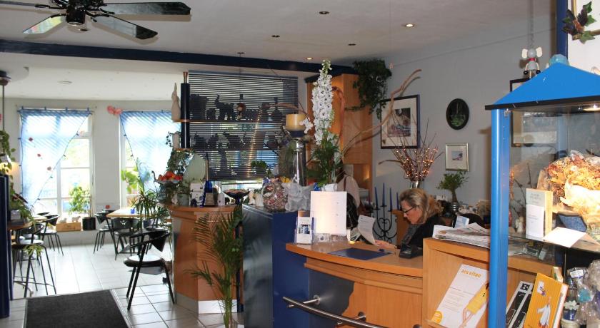 Hotel Chassalla photo