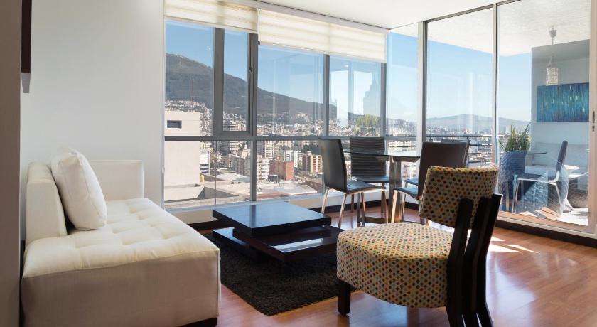 Olympus Apartments — Hotel in Quito
