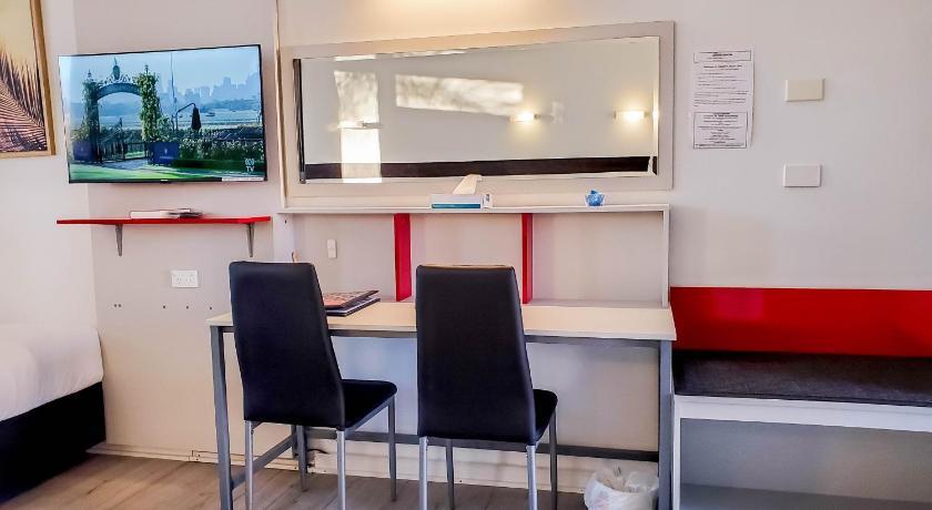 Image of Twin Room 13