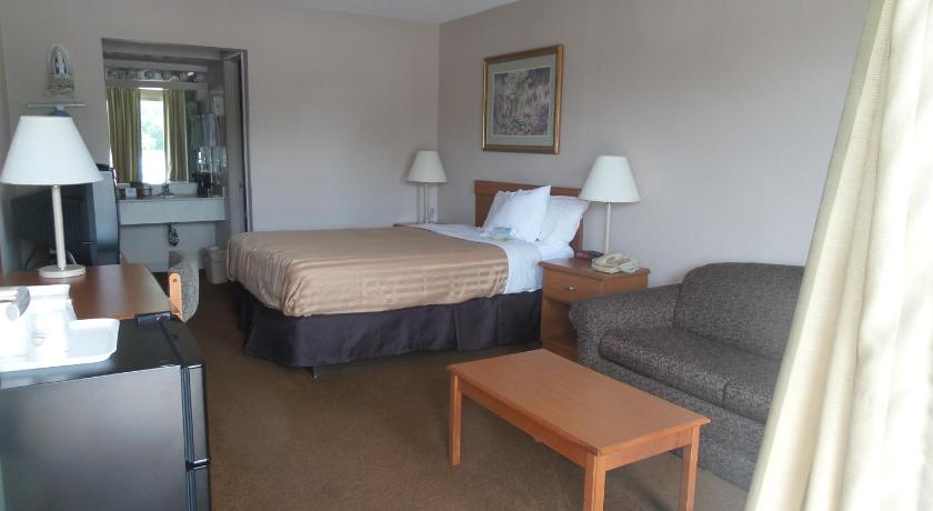 Days Inn by Wyndham Elizabethtown photo