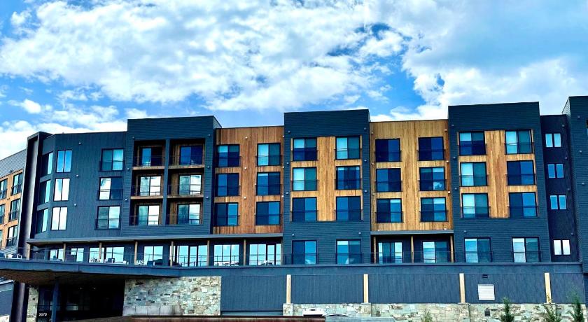 Ski in and out condo hotel at YotelPAD — Hotel in Park City (UT)