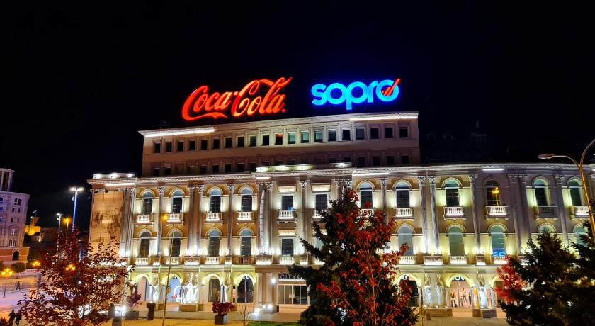 MIKA Square — Hotel in Skopje