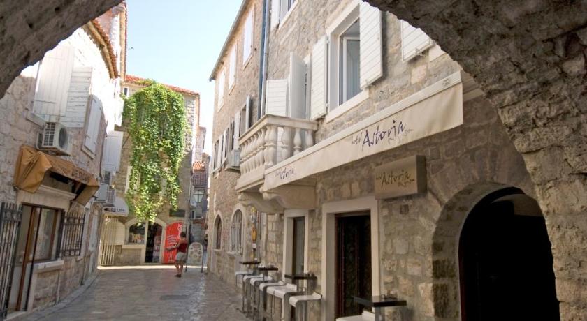 Hotel Astoria — Hotel in Budva