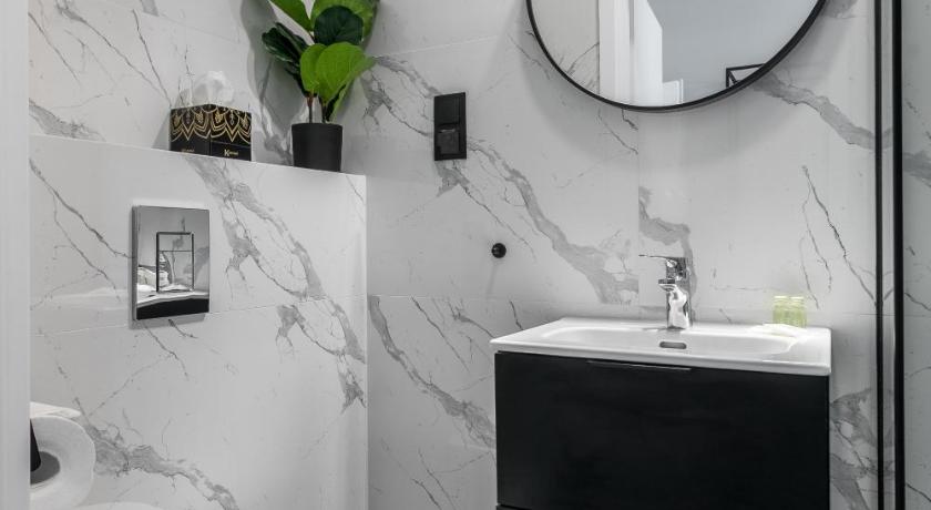 Old Town Residence - Premium Aparthotel photo