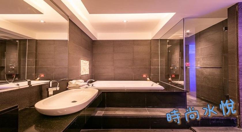 Shui Yue Boutique Motel - image 26