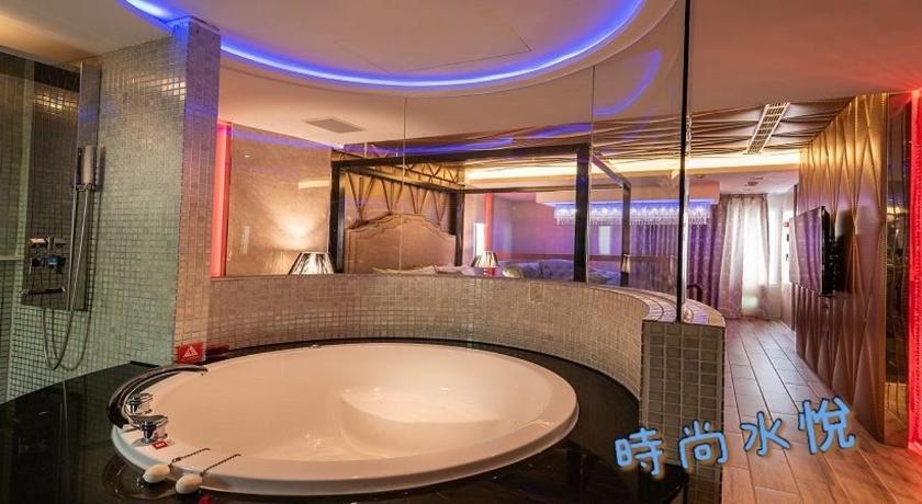 Shui Yue Boutique Motel - image 19
