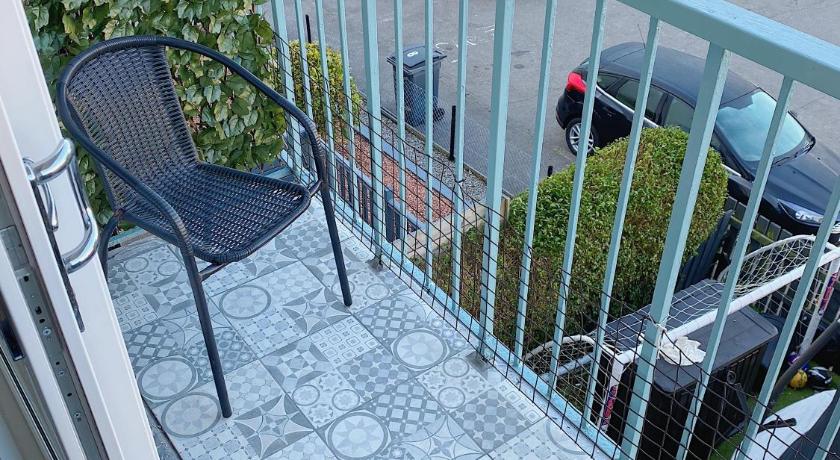 Entire Modern Apartment in Oban with Balcony photo