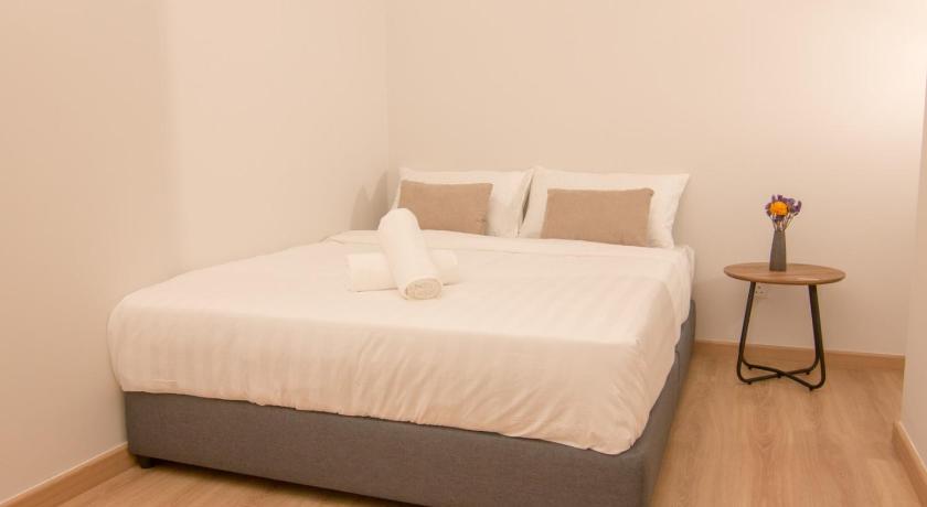 Image of Three-Bedroom Apartment 4